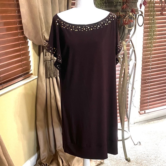 Bisou Bisou Dresses & Skirts - Midi dress